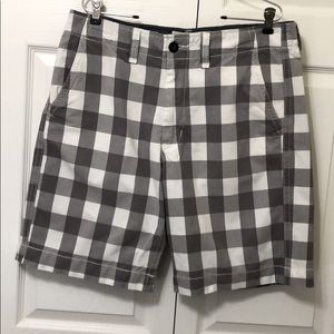 American Eagle Men’s Classic Length Shorts Size 34